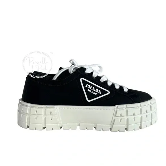 NWB Prada Double Wheel low-top sneakers 38.5 Black White Platform Sole Logo